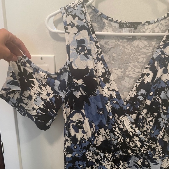 Venus Dress - Picture 6 of 9